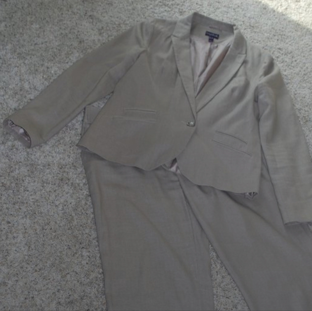 Women's Tall Pants and Blazer